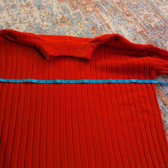 Eddie Bauer Women's Large Mock Neck Ribbed Knit Relaxed Fit Red Sweater 148 - Picture 8 of 10